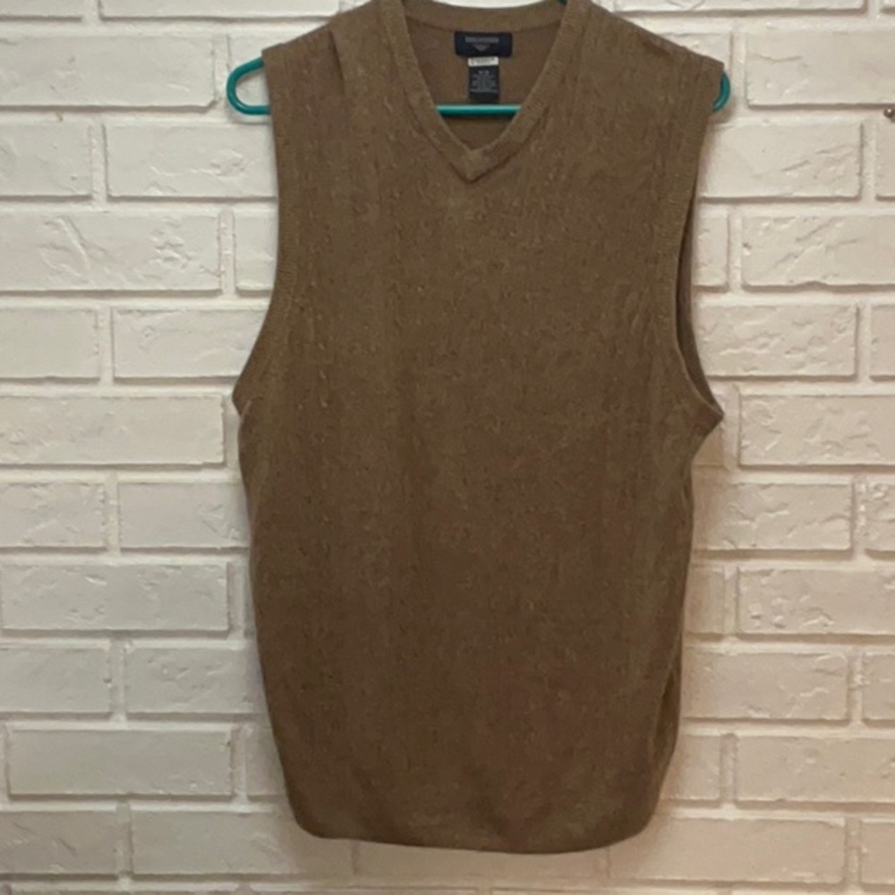 Dockers Brown V-Neck Sweater Vest Men’s Size M